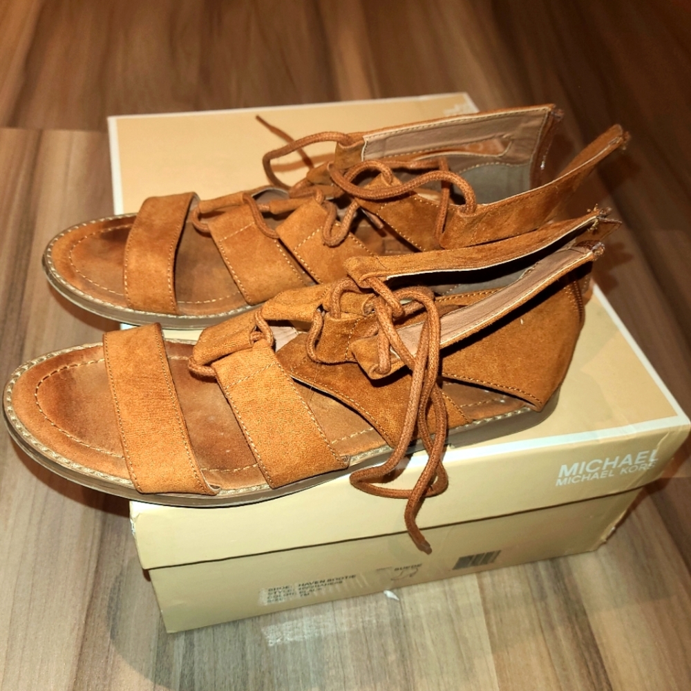 Forever 21 tan sandals